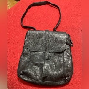 Duluth Trading Co. PreOwned Premium Lifetime Leather Black Cowhide Backpack